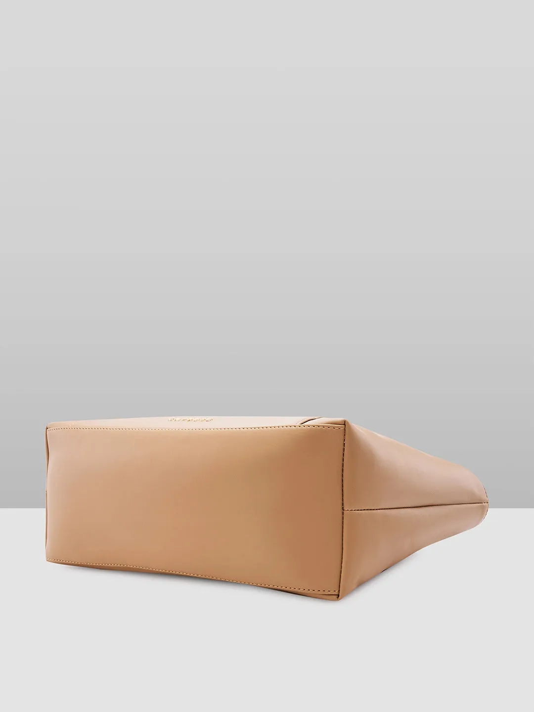 Caprese Aarya Tote Large Beige