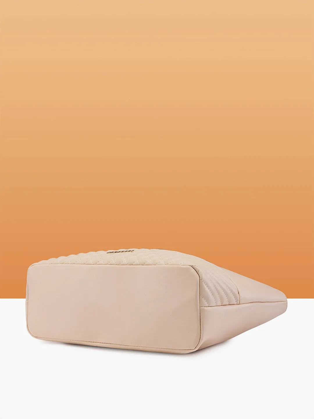Caprese Serene Tote Medium Off White