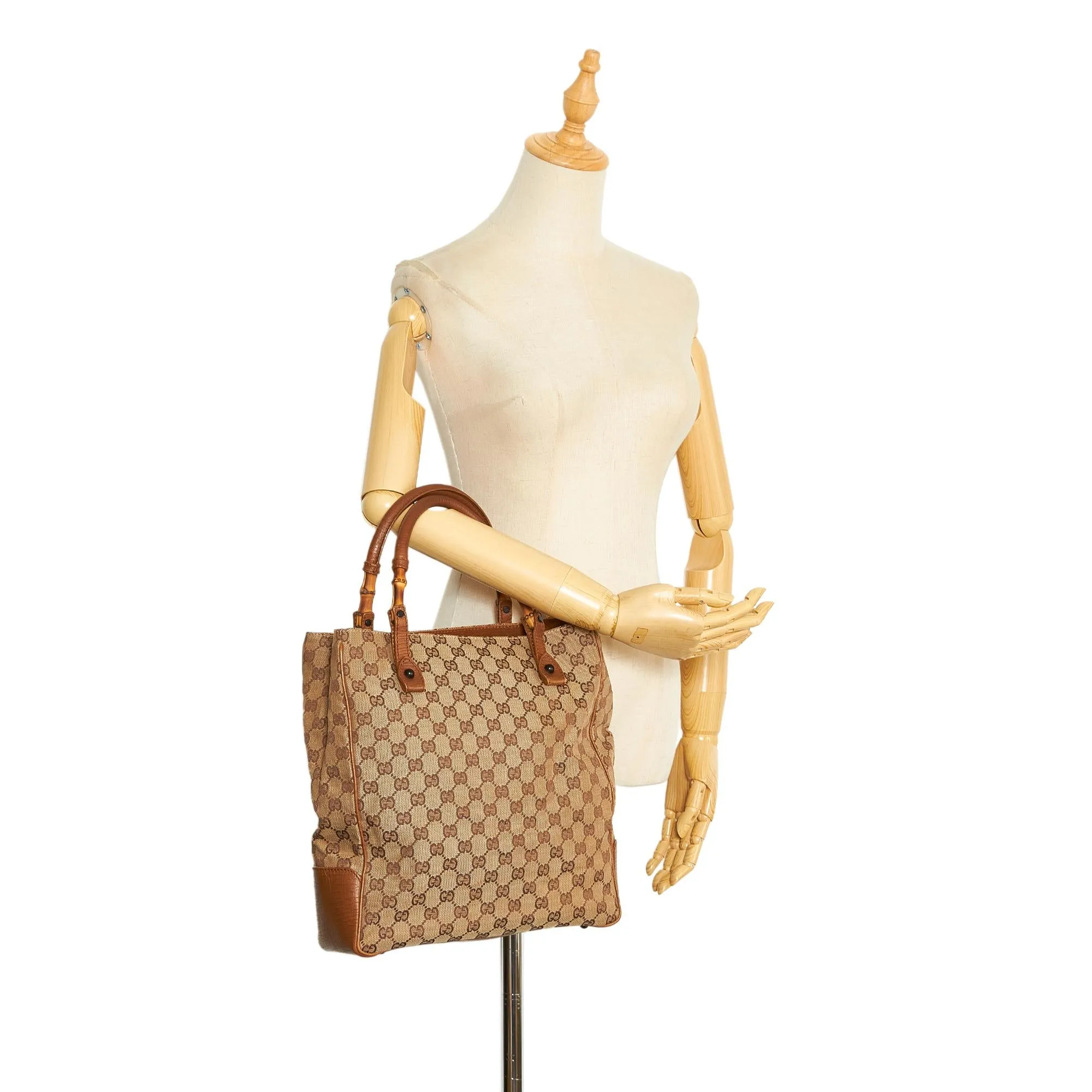 Gucci GG Canvas Bamboo Tote (SHG-lDJCHu)
