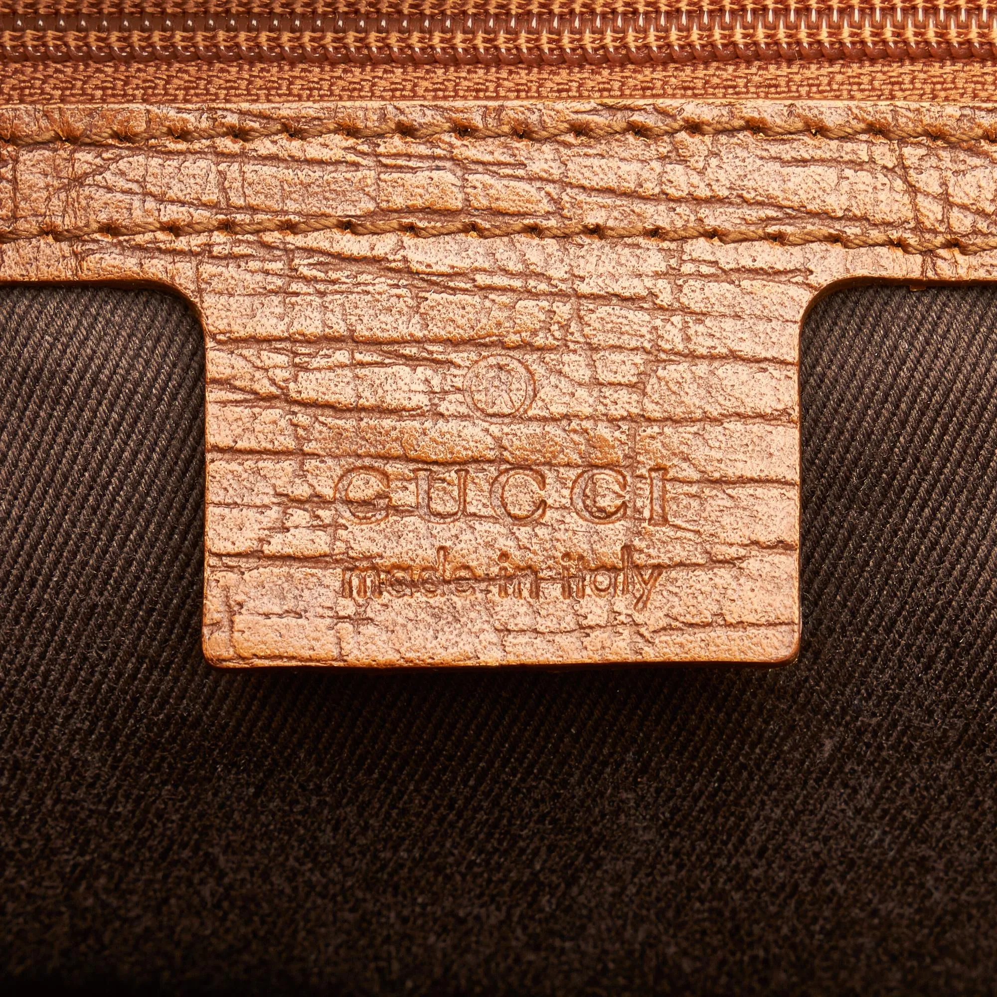 Gucci GG Canvas Bamboo Tote (SHG-lDJCHu)