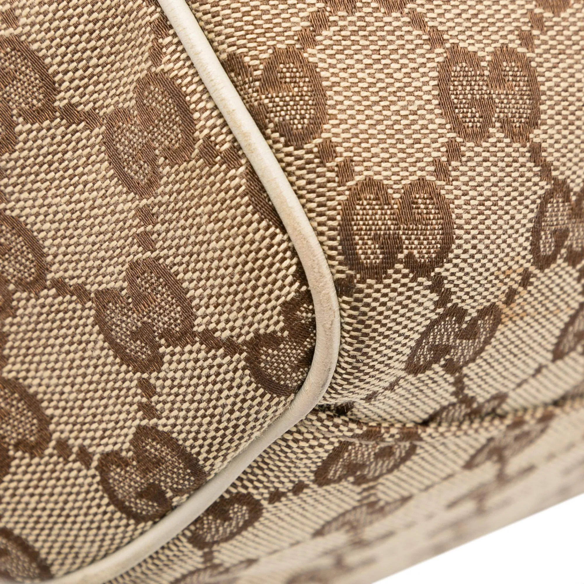 Gucci GG Canvas Sukey Tote (SHG-NtlWYR)