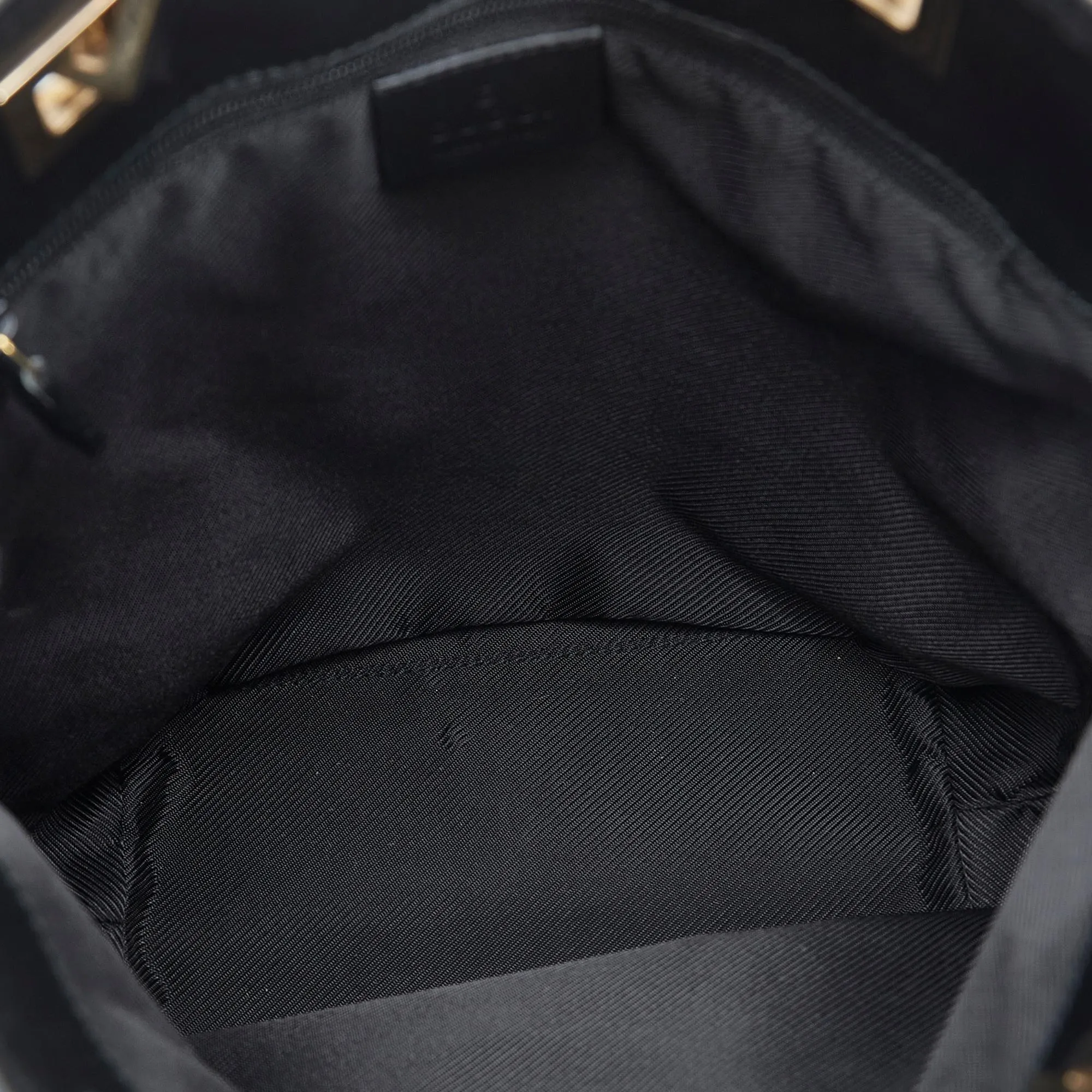 Gucci GG Canvas Tote Bag (SHG-1zuEBO)