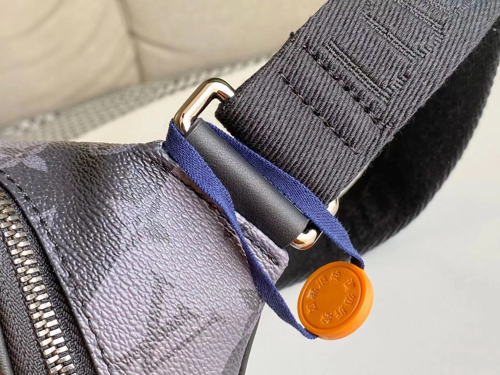 MBG026 New Sling Bag / 13.4x7.7x3.1inch