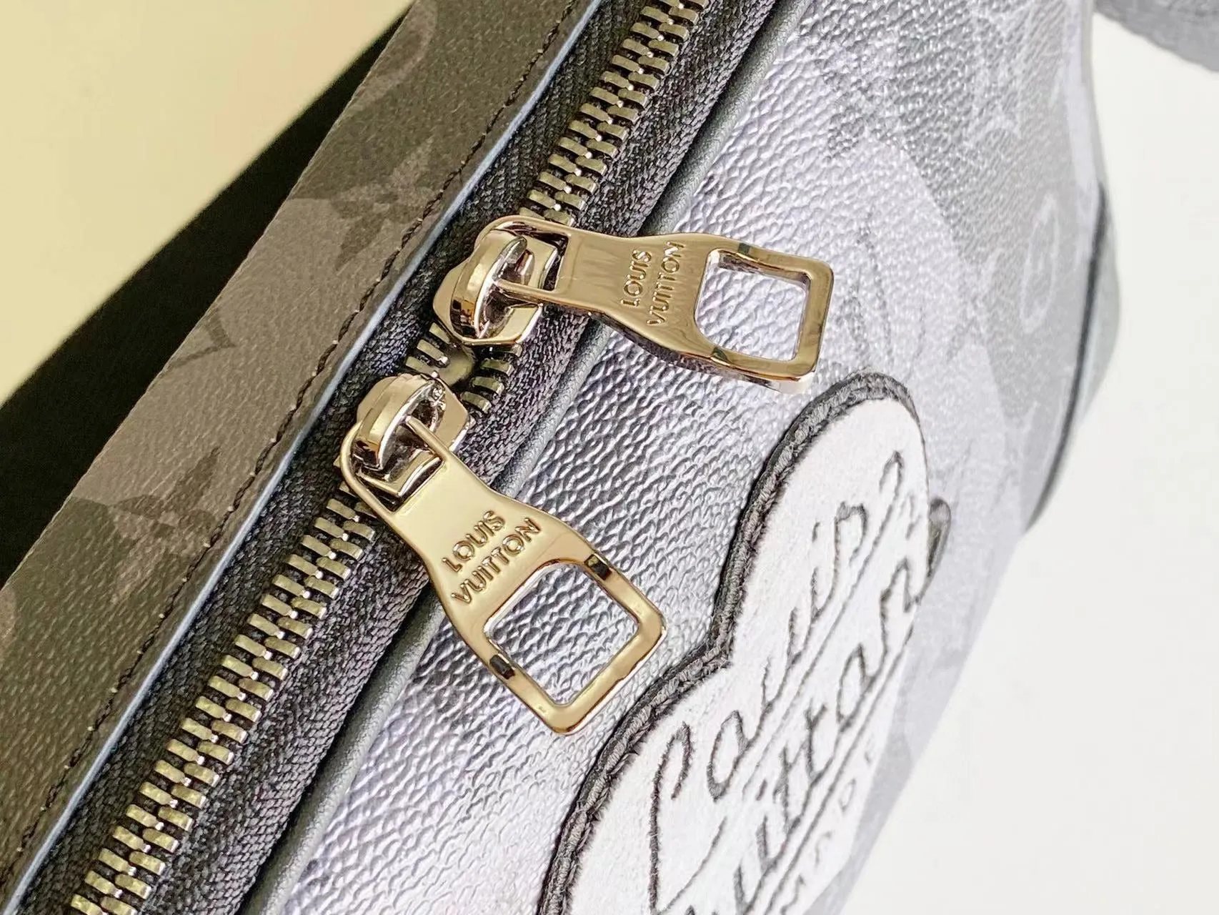 MBG026 New Sling Bag / 13.4x7.7x3.1inch