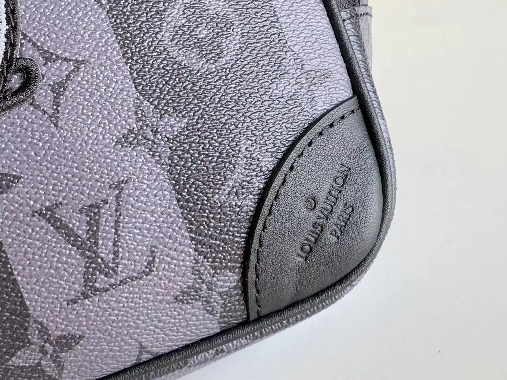 MBG026 New Sling Bag / 13.4x7.7x3.1inch