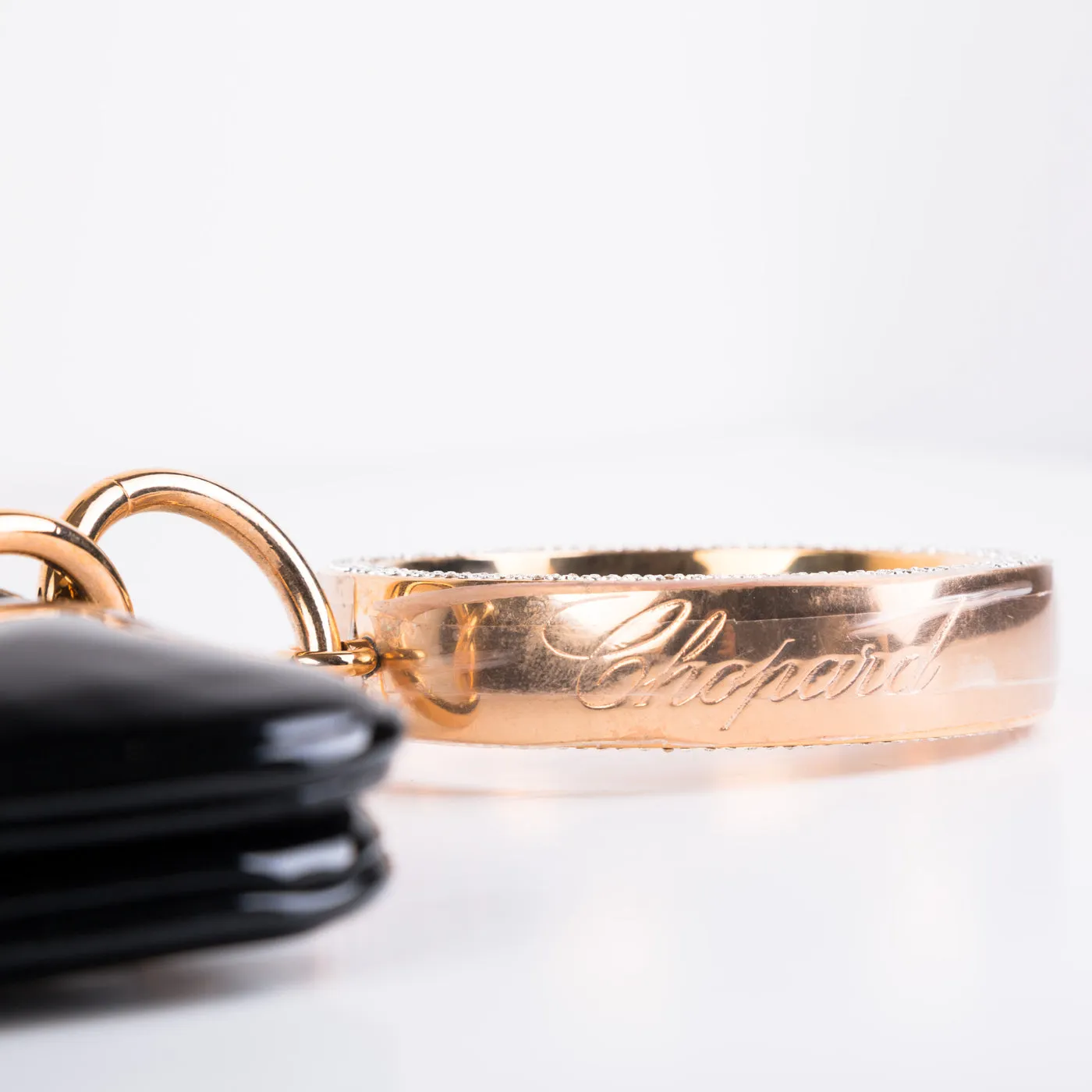 Patent Logo Clutch