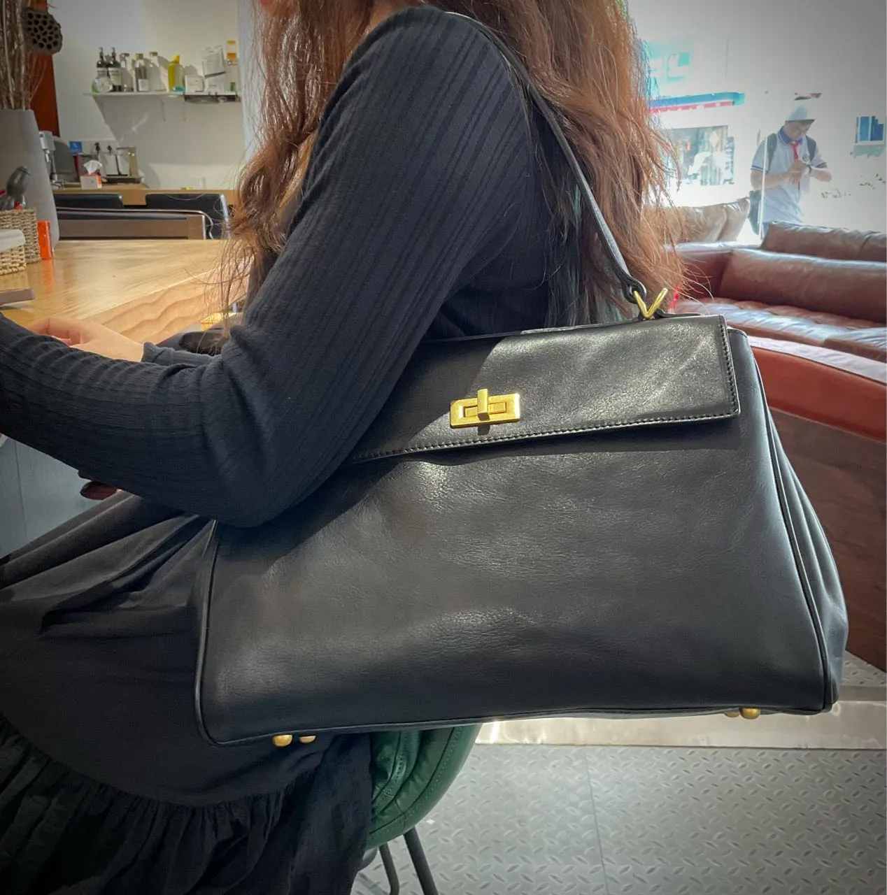 Vegetable-tanned Leather Practical Large Capacity Minimalist Shoulder Bag