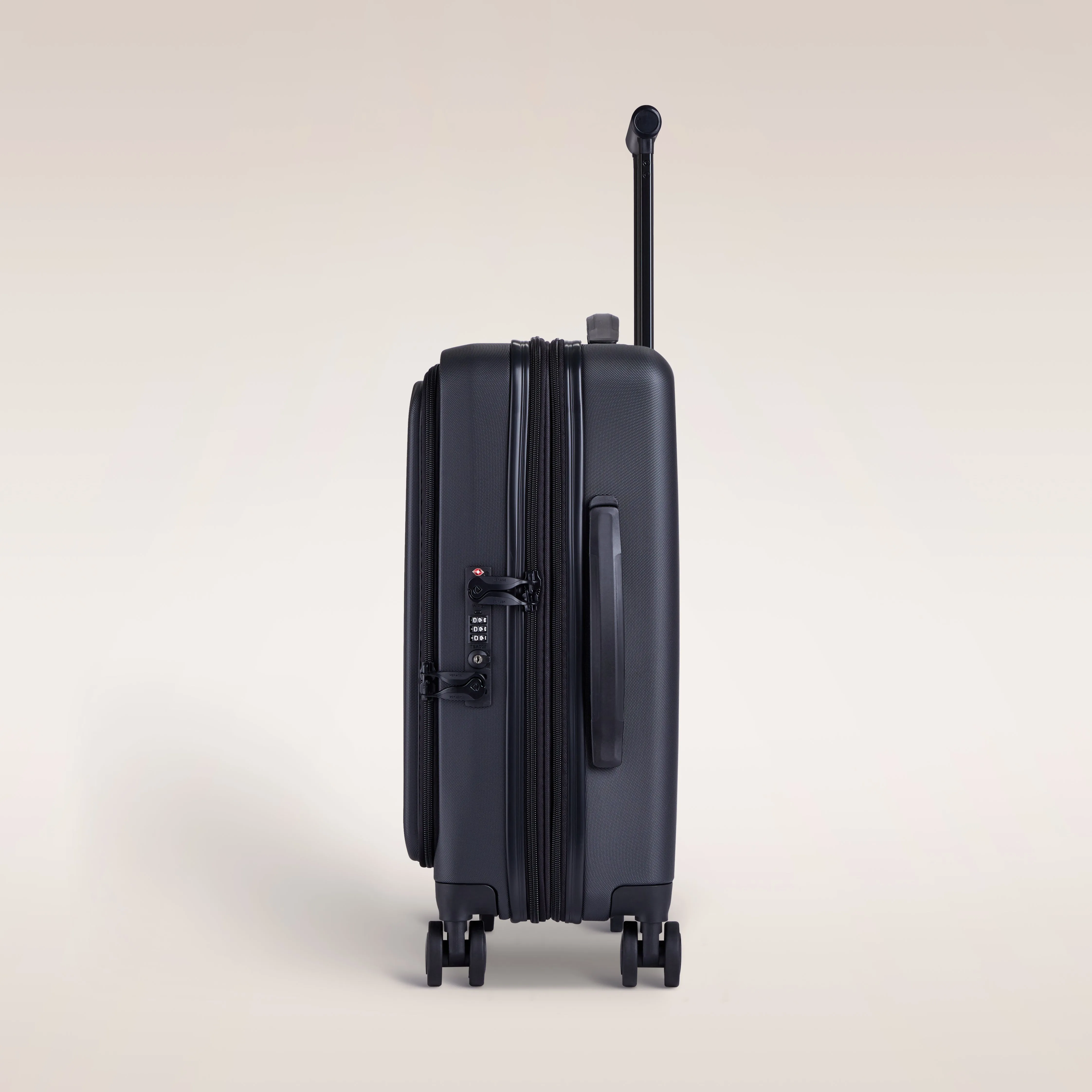 Verage® Greenwich 20" Carry-on Hardside Expandable Spinner Luggage