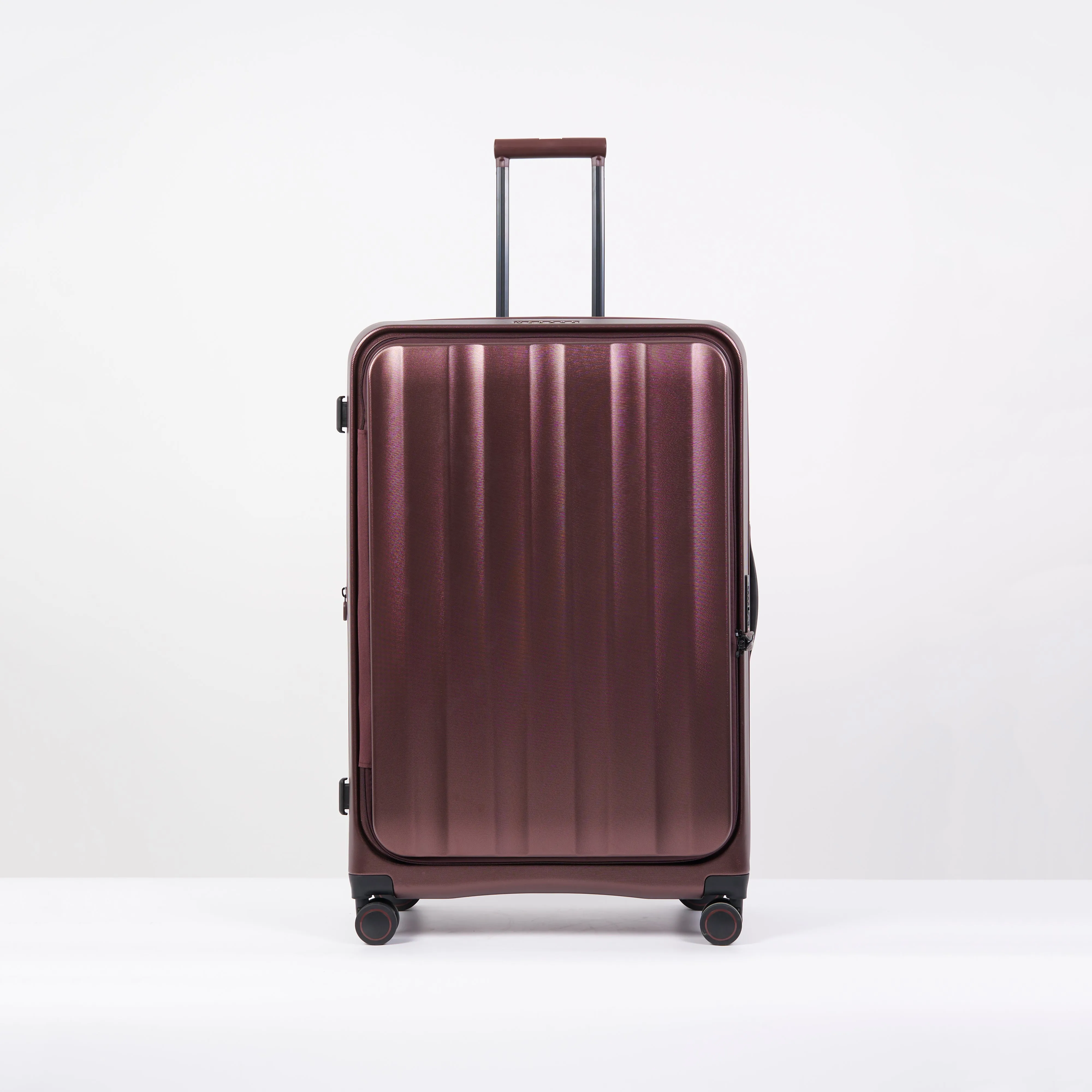 Verage® Greenwich II 30" Large Hardside Expandable Spinner Luggage